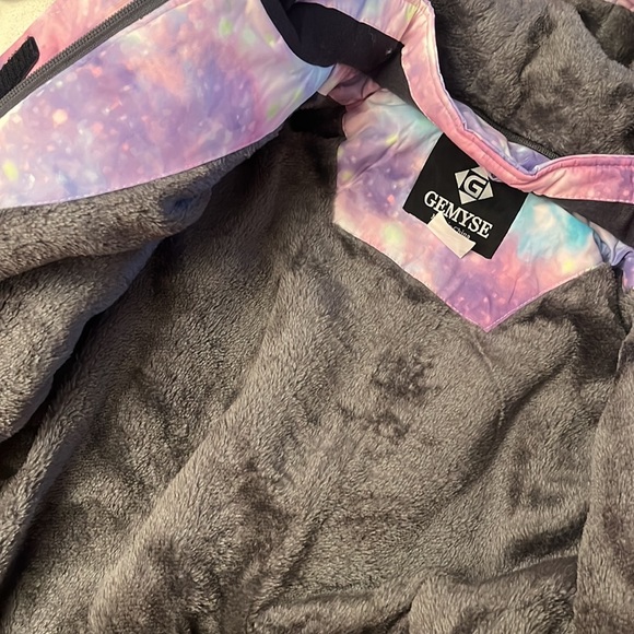 Jacket - Picture 7 of 11